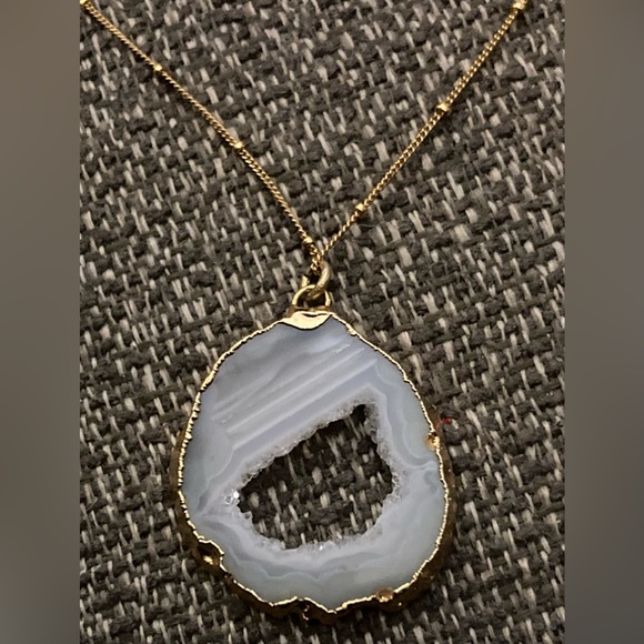 NINA NGUYEN Gold Rimmed Agate Slice Of Geode Pendant Necklace